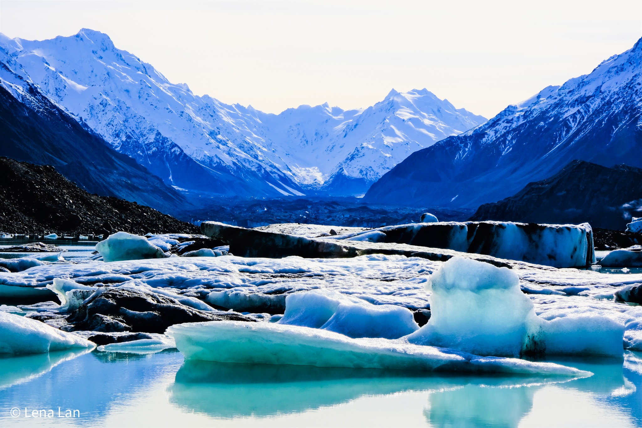 (Tasman Lake - New Zealand)